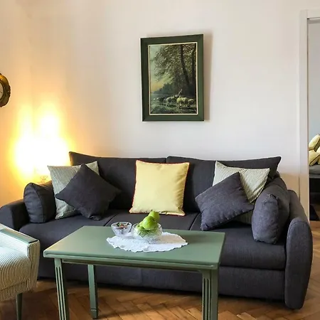 Val Apartment *
